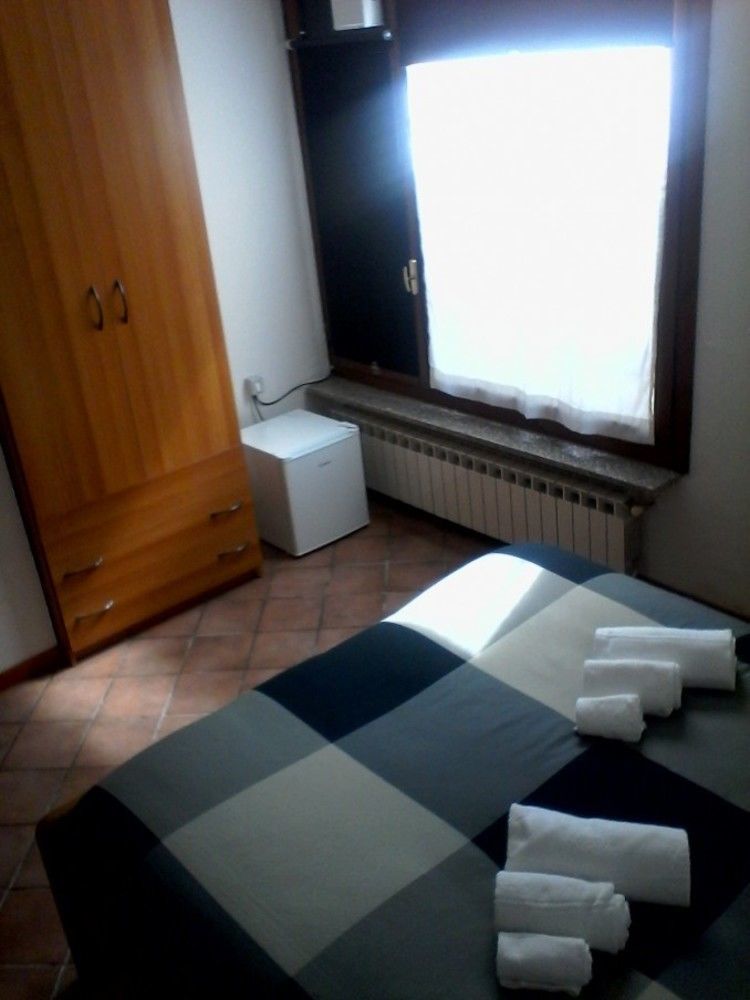 Bed & Breakfast Orio Easy Airport Azzano San Paolo Exterior photo